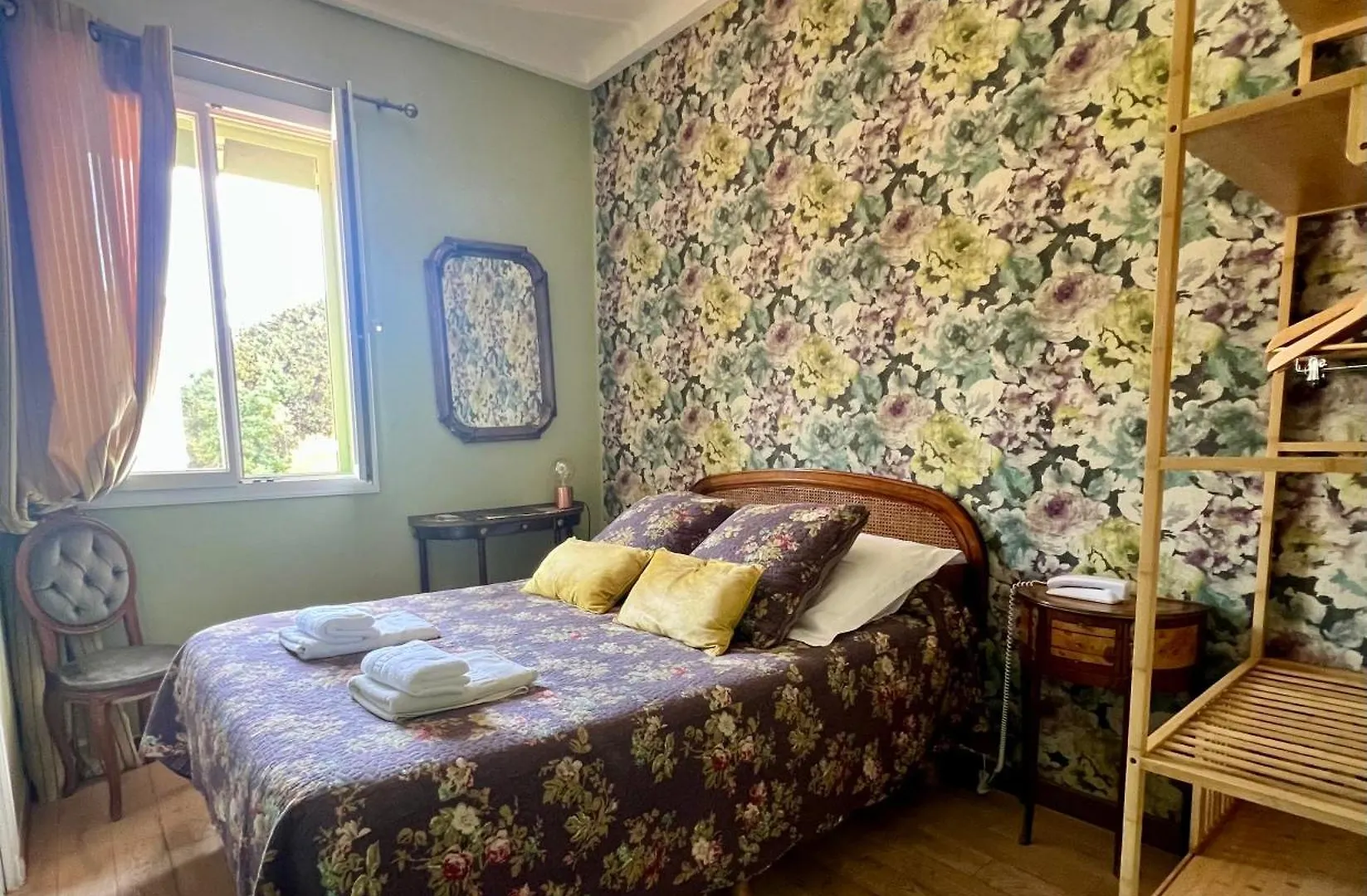 Hotel Le Ponteil Antibes Frankrike