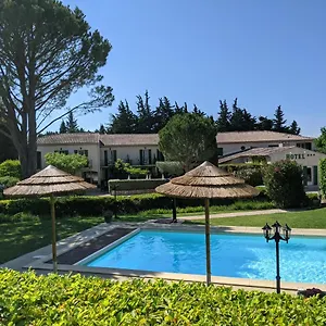 Le Pradet Hotel